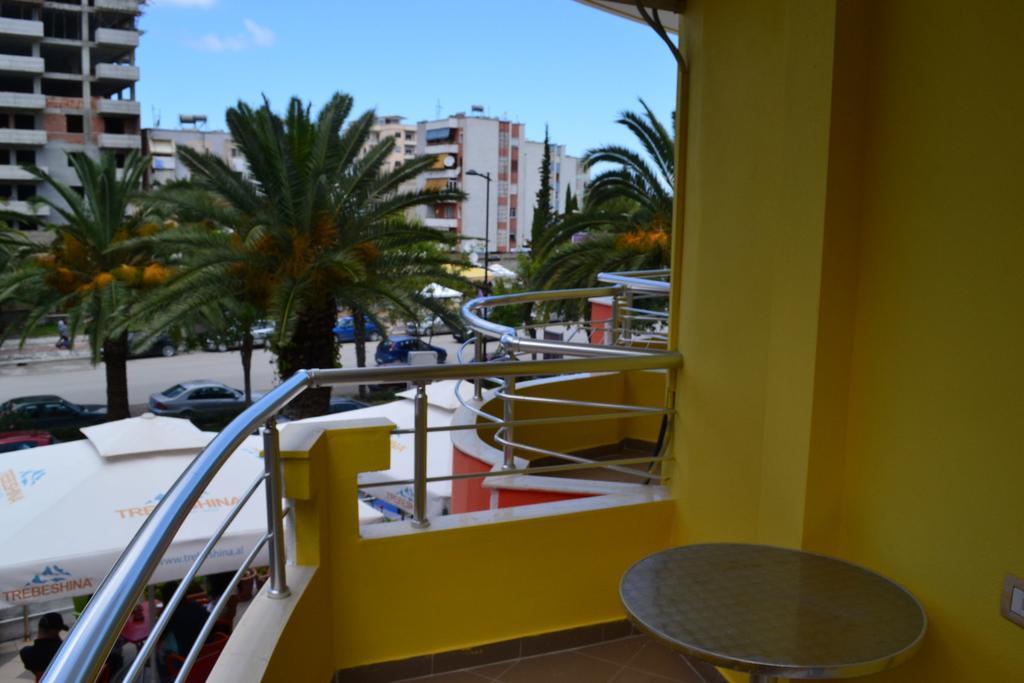 Hotel Alpine Vlorë Quarto foto
